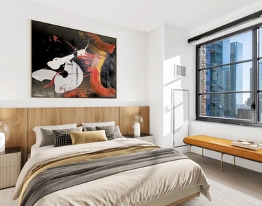 515 West 38th Street - Photo Thumbnail 3
