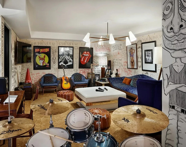 515 West 38th Street - Photo Thumbnail 12