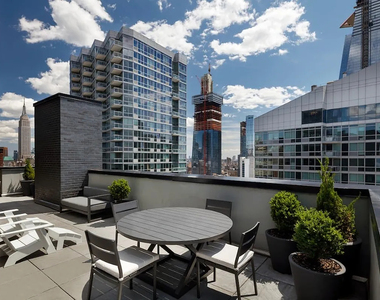 515 West 38th Street - Photo Thumbnail 14