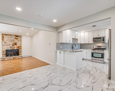 145 Somerset Avenue - Photo Thumbnail 11