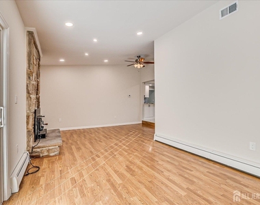 145 Somerset Avenue - Photo Thumbnail 14