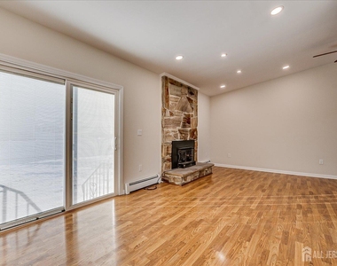 145 Somerset Avenue - Photo Thumbnail 15