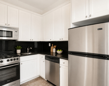 660 Riverside Drive - Photo Thumbnail 2