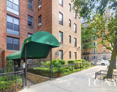 441 Convent Avenue - Photo Thumbnail 8