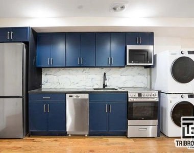 463 Lexington Avenue - Photo Thumbnail 2