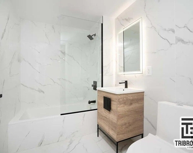 463 Lexington Avenue - Photo Thumbnail 3