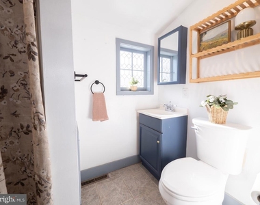 703 S Loudoun Street - Photo Thumbnail 28