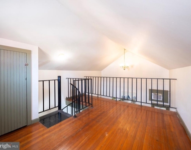 703 S Loudoun Street - Photo Thumbnail 37