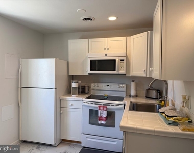15609 Heth Drive - Photo Thumbnail 9