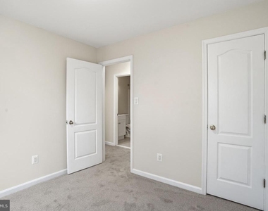 2760 Brier Pond Circle - Photo Thumbnail 18