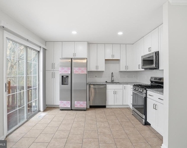 2760 Brier Pond Circle - Photo Thumbnail 12