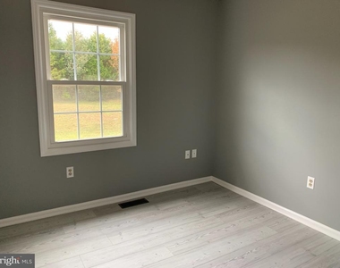 8262 Vernon Street - Photo Thumbnail 14