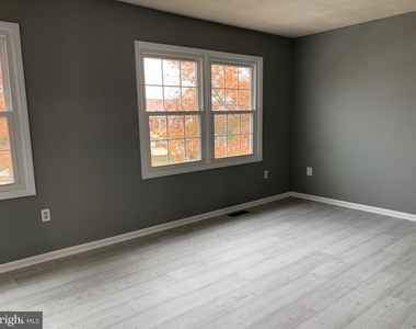 8262 Vernon Street - Photo Thumbnail 13