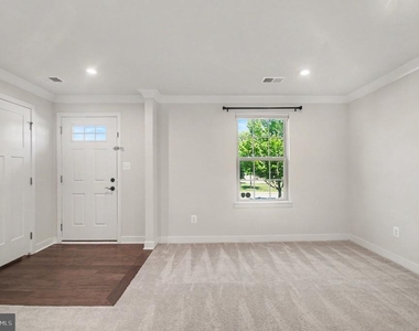 18143 Red Mulberry Road - Photo Thumbnail 4