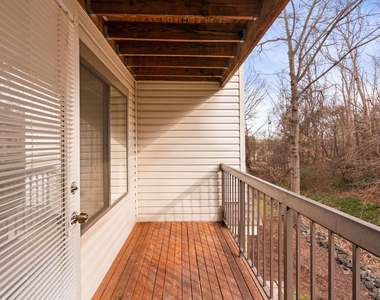 9555 Battery Heights Boulevard - Photo Thumbnail 19