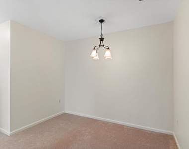 9555 Battery Heights Boulevard - Photo Thumbnail 6