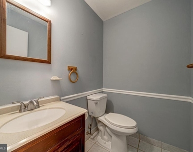 8593 Burlington Court - Photo Thumbnail 17