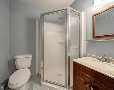 8593 Burlington Court - Photo Thumbnail 20