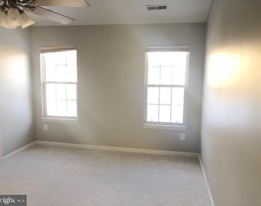 43046 Francis Square - Photo Thumbnail 24
