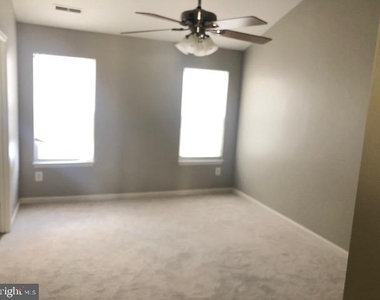 43046 Francis Square - Photo Thumbnail 25