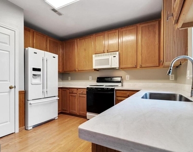 43046 Francis Square - Photo Thumbnail 31