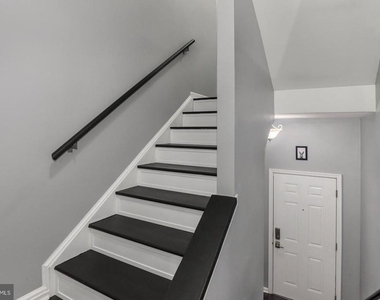 21600 Romans Drive - Photo Thumbnail 1