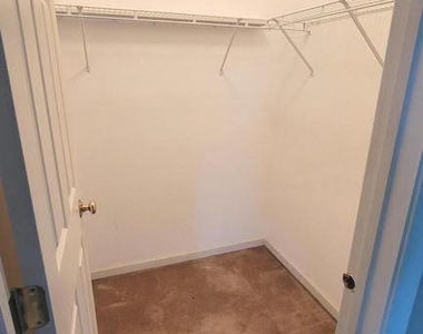20479 Greymont Terrace - Photo Thumbnail 18