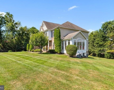 17205 Dewpoint Place - Photo Thumbnail 46