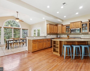 17205 Dewpoint Place - Photo Thumbnail 6