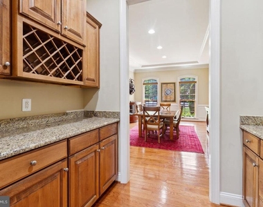 17205 Dewpoint Place - Photo Thumbnail 9