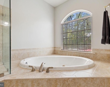 17205 Dewpoint Place - Photo Thumbnail 26