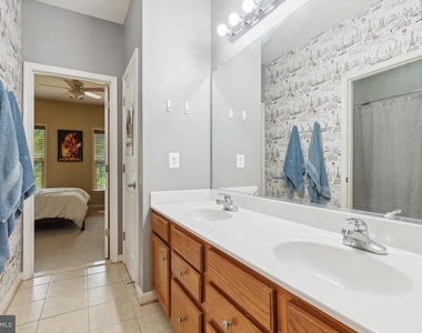 17205 Dewpoint Place - Photo Thumbnail 31