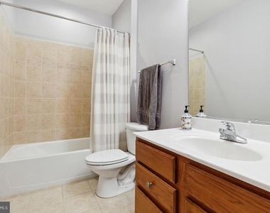 17205 Dewpoint Place - Photo Thumbnail 41