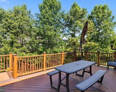 17205 Dewpoint Place - Photo Thumbnail 42