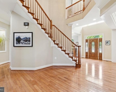 17205 Dewpoint Place - Photo Thumbnail 20