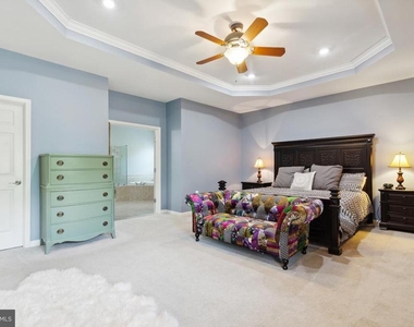 17205 Dewpoint Place - Photo Thumbnail 24