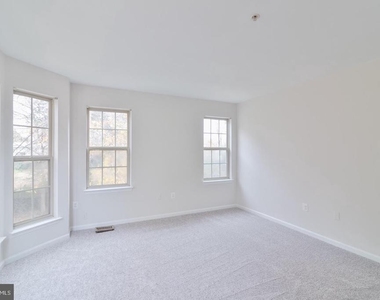 21174 Domain Terrace - Photo Thumbnail 14