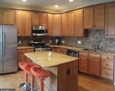 43315 Stonegarden Terrace - Photo Thumbnail 5