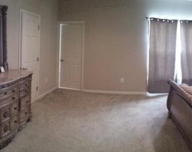 43315 Stonegarden Terrace - Photo Thumbnail 7