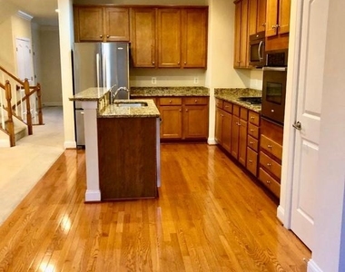 21697 Loganberry Terrace - Photo Thumbnail 2
