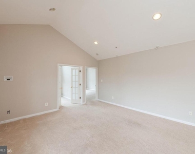 25340 Lake Mist Square - Photo Thumbnail 6
