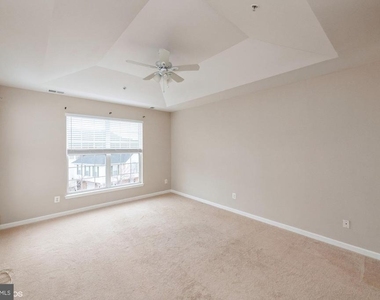 25340 Lake Mist Square - Photo Thumbnail 20