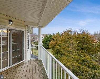 25340 Lake Mist Square - Photo Thumbnail 31