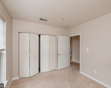 25340 Lake Mist Square - Photo Thumbnail 18