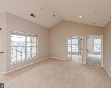 25340 Lake Mist Square - Photo Thumbnail 7