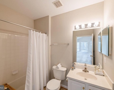25340 Lake Mist Square - Photo Thumbnail 15