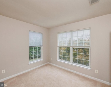 25340 Lake Mist Square - Photo Thumbnail 16