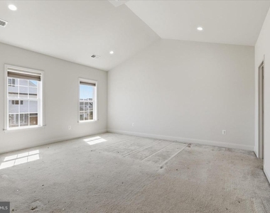23359 Bymes Mill Terrace - Photo Thumbnail 10