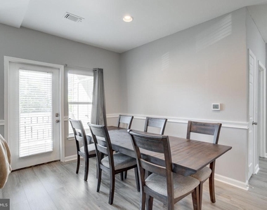 14304 Rosy Lane - Photo Thumbnail 5