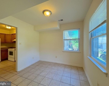 9773 Hagel Circle - Photo Thumbnail 5